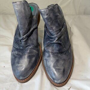 Matisse Augustine light blue leather booties women's 8M